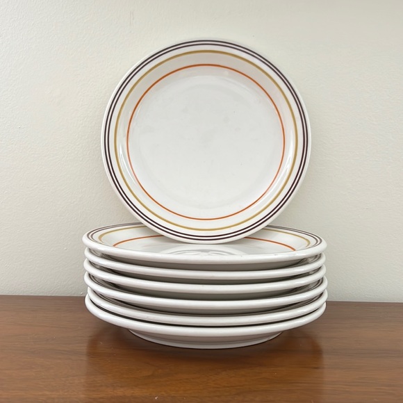 Vintage Homer Laughlin Plates - Picture 2 of 4